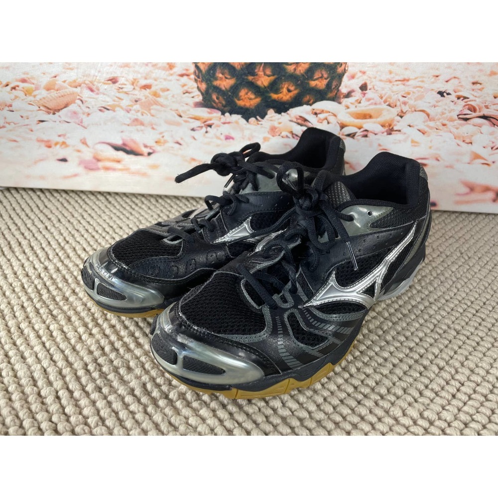 Mizuno Wave Lightning Volleyball Shoes